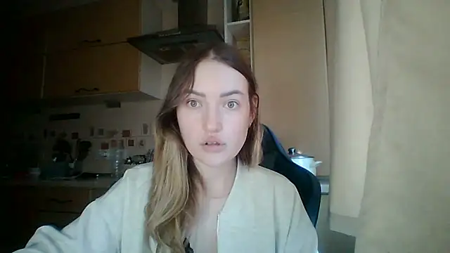 Snapshot of Lisanta chatting on 05/30/26, 03:53 Lisanta online show from 05/30/26, 03:53