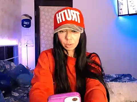 Snapshot of lexxy13 chatting on 04/27/26, 12:41 lexxy13 online show from 04/27/26, 12:41