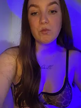 kisaaaaaa online show from 04/25/26, 02:03