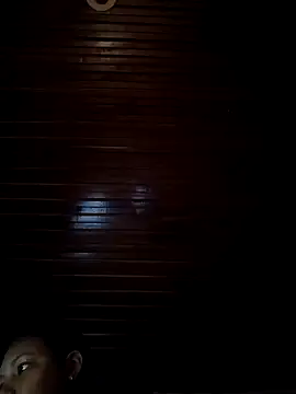 Snapshot of ashly_lonsoon chatting on 04/19/26, 11:18 ashly lonsoon online show from 04/19/26, 11:18