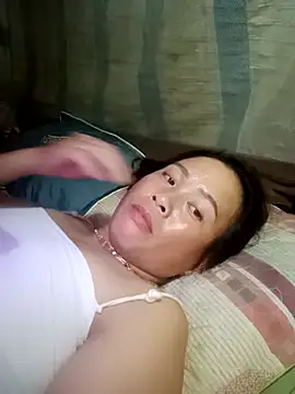 Snapshot of phuongtrinh1 chatting on 07/06/26, 06:10 phuongtrinh1 online show from 07/06/26, 06:10