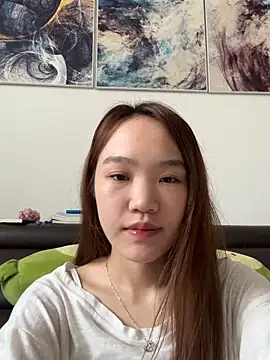 Snapshot of -Chezyy- chatting on 04/21/26, 06:52 -Chezyy- online show from 04/21/26, 06:52