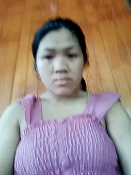 Snapshot of velira- chatting on 04/22/26, 03:09 velira- online show from 04/22/26, 03:09