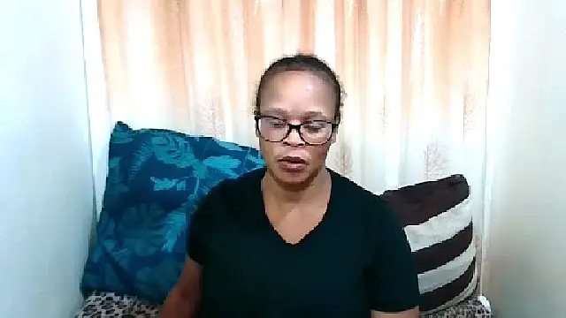 Ebony Bloom69 online show from 06/02/26, 05:09