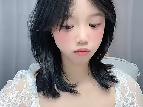 Snapshot of TwinXXyan chatting on 04/20/26, 01:36 TwinXXyan online show from 04/20/26, 01:36