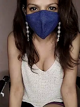 lovelyrosewifey online show from 05/04/26, 11:17