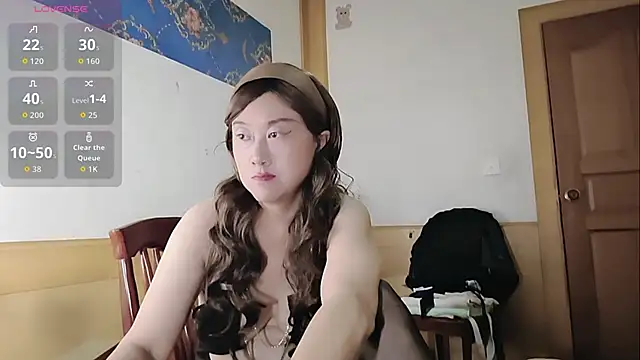 Snapshot of mmyun6 chatting on 05/25/26, 02:34 mmyun6 online show from 05/25/26, 02:34
