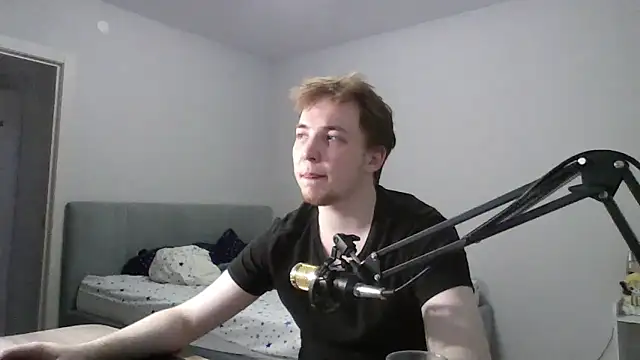 Snapshot of mxmplay chatting on 04/20/26, 02:42 mxmplay online show from 04/20/26, 02:42