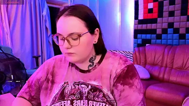 Snapshot of CatherineClaire chatting on 07/19/26, 05:16 CatherineClaire online show from 07/19/26, 05:16