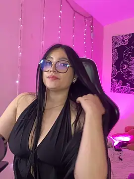 Snapshot of babyvalk chatting on 04/21/26, 08:44 babyvalk online show from 04/21/26, 08:44