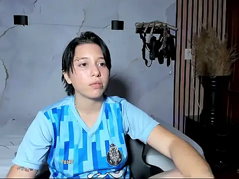 CloeAndKalifa online show from 07/17/26, 05:25