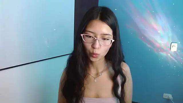 Snapshot of Danii_rizzo chatting on 04/22/26, 12:50 Danii rizzo online show from 04/22/26, 12:50