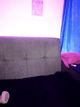 Snapshot of paulina_aura chatting on 04/20/26, 07:15 paulina aura online show from 04/20/26, 07:15