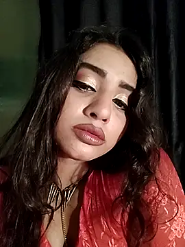 Snapshot of Lustluuv chatting on 04/24/26, 07:16 Lustluuv online show from 04/24/26, 07:16