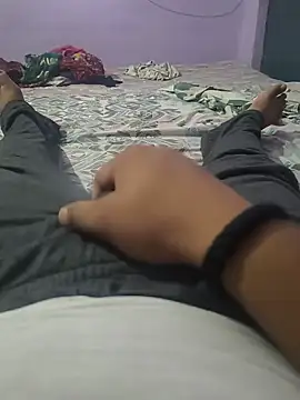 IndianDaddy0 online show from 05/17/26, 04:03