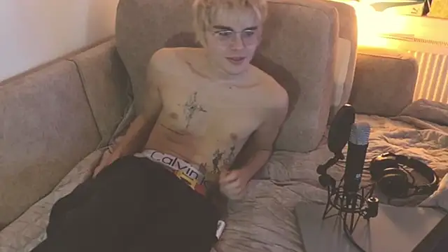 Snapshot of inmka_ chatting on 04/25/26, 08:06 inmka online show from 04/25/26, 08:06