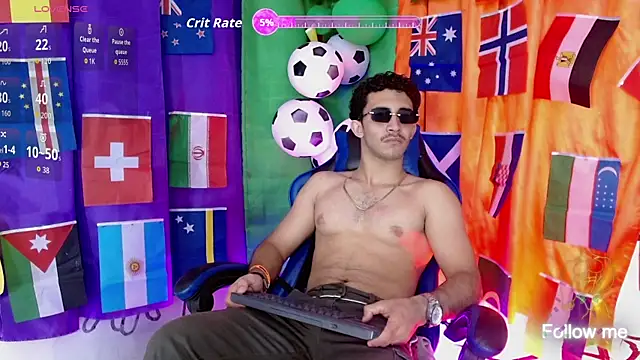 Snapshot of caius_bigcock1 chatting on 07/17/26, 12:23 caius bigcock1 online show from 07/17/26, 12:23