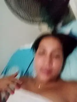 Snapshot of isaurarivera chatting on 04/20/26, 10:00 isaurarivera online show from 04/20/26, 10:00