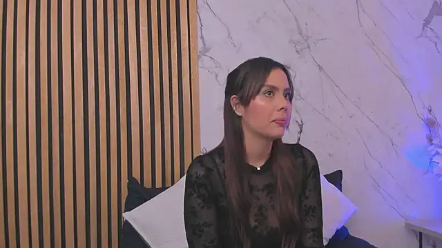 Snapshot of Veravantemp chatting on 04/22/26, 10:11 Veravantemp online show from 04/22/26, 10:11