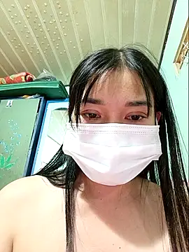 Snapshot of Rose08-12 chatting on 04/21/26, 05:03 Rose08-12 online show from 04/21/26, 05:03