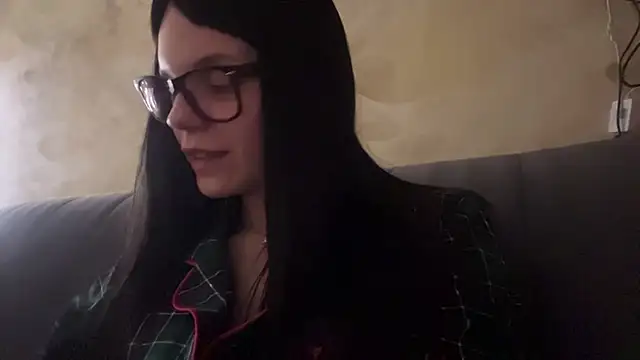 Snapshot of Alice_qte chatting on 04/23/26, 02:19 Alice qte online show from 04/23/26, 02:19