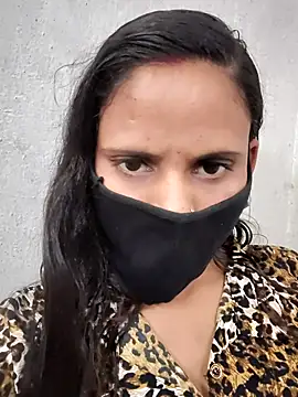 Snapshot of Cutie_Neetu chatting on 04/27/26, 08:01 Cutie Neetu online show from 04/27/26, 08:01