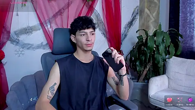  IanLark online show from 06/20/26, 04:54