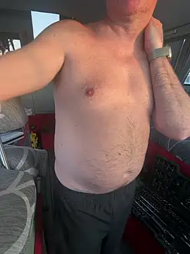 Snapshot of dadbod21 chatting on 04/25/26, 06:49 dadbod21 online show from 04/25/26, 06:49