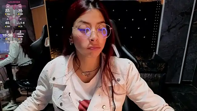Snapshot of laurab91 chatting on 05/16/26, 03:58 laurab91 online show from 05/16/26, 03:58