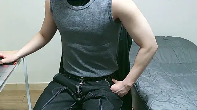 Snapshot of abcdek1 chatting on 04/24/26, 11:01 abcdek1 online show from 04/24/26, 11:01