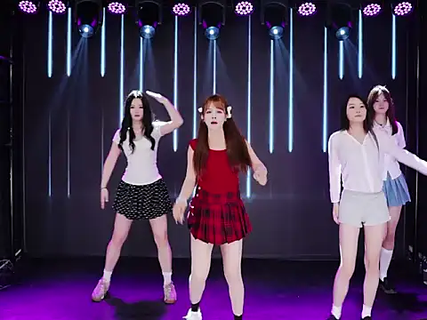 Snapshot of YC-888 chatting on 04/24/26, 08:06 YC-888 online show from 04/24/26, 08:06