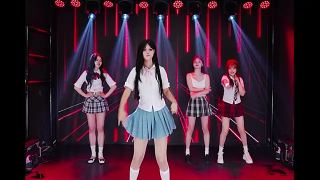 Snapshot of YC-888 chatting on 04/25/26, 01:52 YC-888 online show from 04/25/26, 01:52