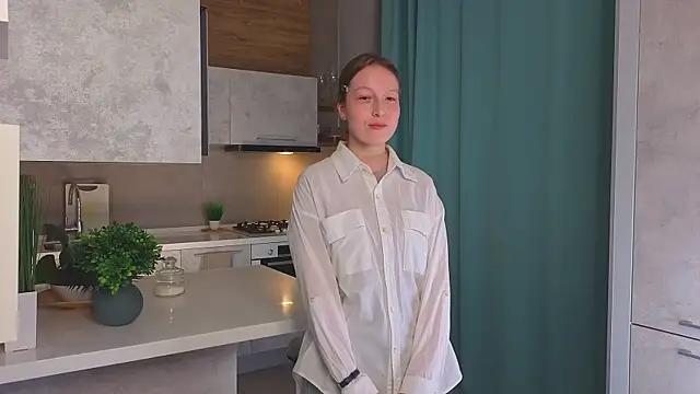 KeIIeyStrong online show from 04/25/26, 05:32