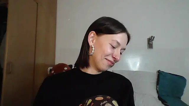 Snapshot of JuicyErika chatting on 04/30/26, 08:57 JuicyErika online show from 04/30/26, 08:57