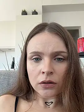 Snapshot of HelgaCc chatting on 04/21/26, 12:55 HelgaCc online show from 04/21/26, 12:55