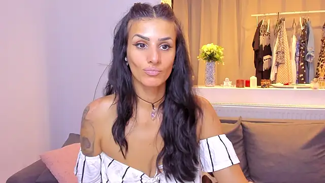 Milfchellle online show from 07/05/26, 07:54