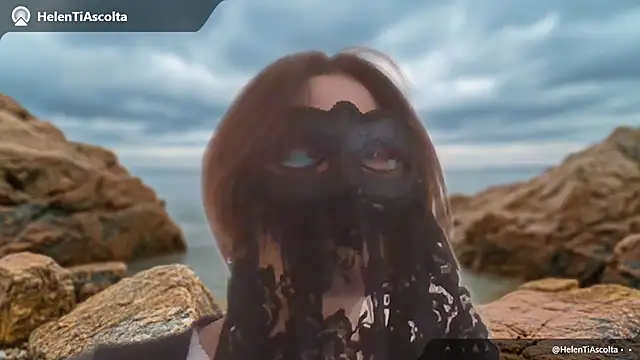 Snapshot of HelenTiAscolta chatting on 04/23/26, 05:26 HelenTiAscolta online show from 04/23/26, 05:26