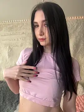 Snapshot of MarlboroWeb chatting on 04/22/26, 08:17 MarlboroWeb online show from 04/22/26, 08:17