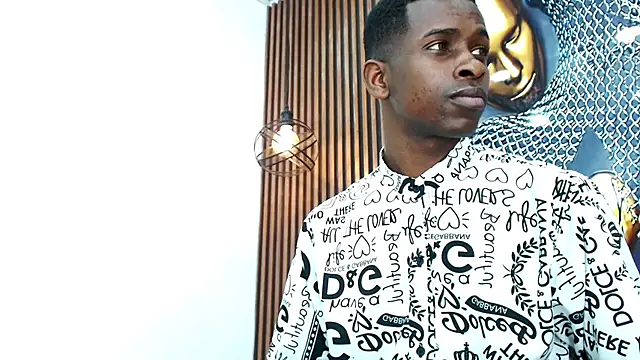 Snapshot of Stickraimon chatting on 04/23/26, 04:42 Stickraimon online show from 04/23/26, 04:42