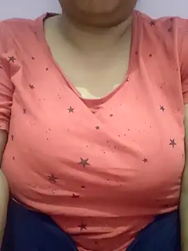 Snapshot of Ohh_Meena chatting on 04/21/26, 06:44 Ohh Meena online show from 04/21/26, 06:44