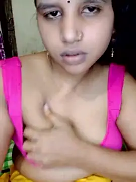 Snapshot of Nigar_Hatun chatting on 06/08/26, 04:29 Nigar Hatun online show from 06/08/26, 04:29