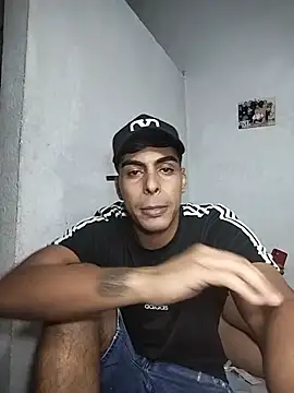 Snapshot of hot_latinox chatting on 06/04/26, 02:50 hot latinox online show from 06/04/26, 02:50