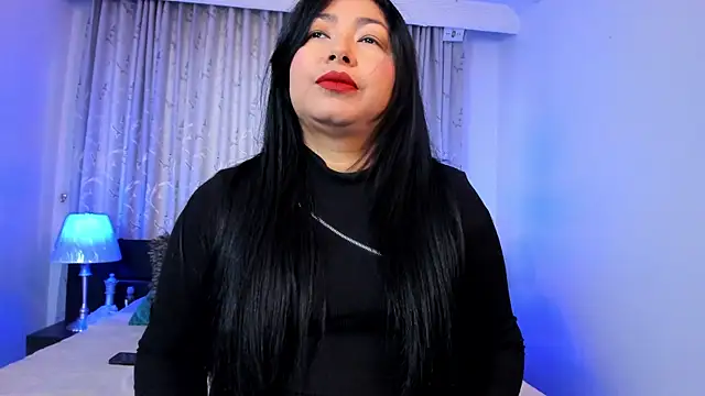 Snapshot of Victoria_kim_lee chatting on 05/13/26, 11:18 Victoria kim lee online show from 05/13/26, 11:18