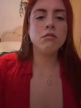 Snapshot of lumazzy chatting on 05/06/26, 03:17 lumazzy online show from 05/06/26, 03:17