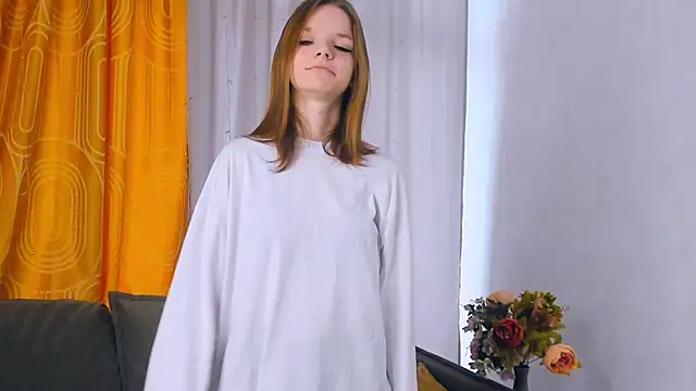 Snapshot of JanelleTeklu chatting on 04/26/26, 11:08 JanelleTeklu online show from 04/26/26, 11:08