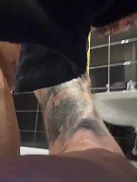 Snapshot of -gymfitman- chatting on 04/21/26, 05:17 -gymfitman- online show from 04/21/26, 05:17