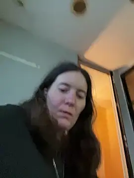 Mini83 online show from 05/12/26, 06:38