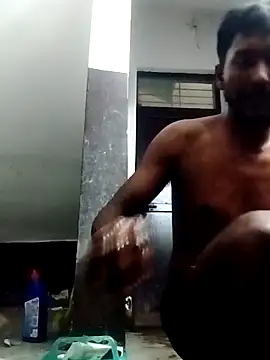 Snapshot of hot_boy_27_ chatting on 04/28/26, 04:01 hot boy 27 online show from 04/28/26, 04:01