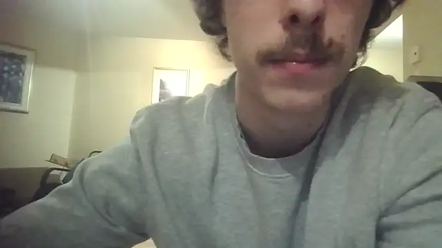 Snapshot of marcoolaso chatting on 04/22/26, 02:03 marcoolaso online show from 04/22/26, 02:03