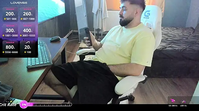 Snapshot of Eduu2222 chatting on 05/08/26, 10:31 Eduu2222 online show from 05/08/26, 10:31